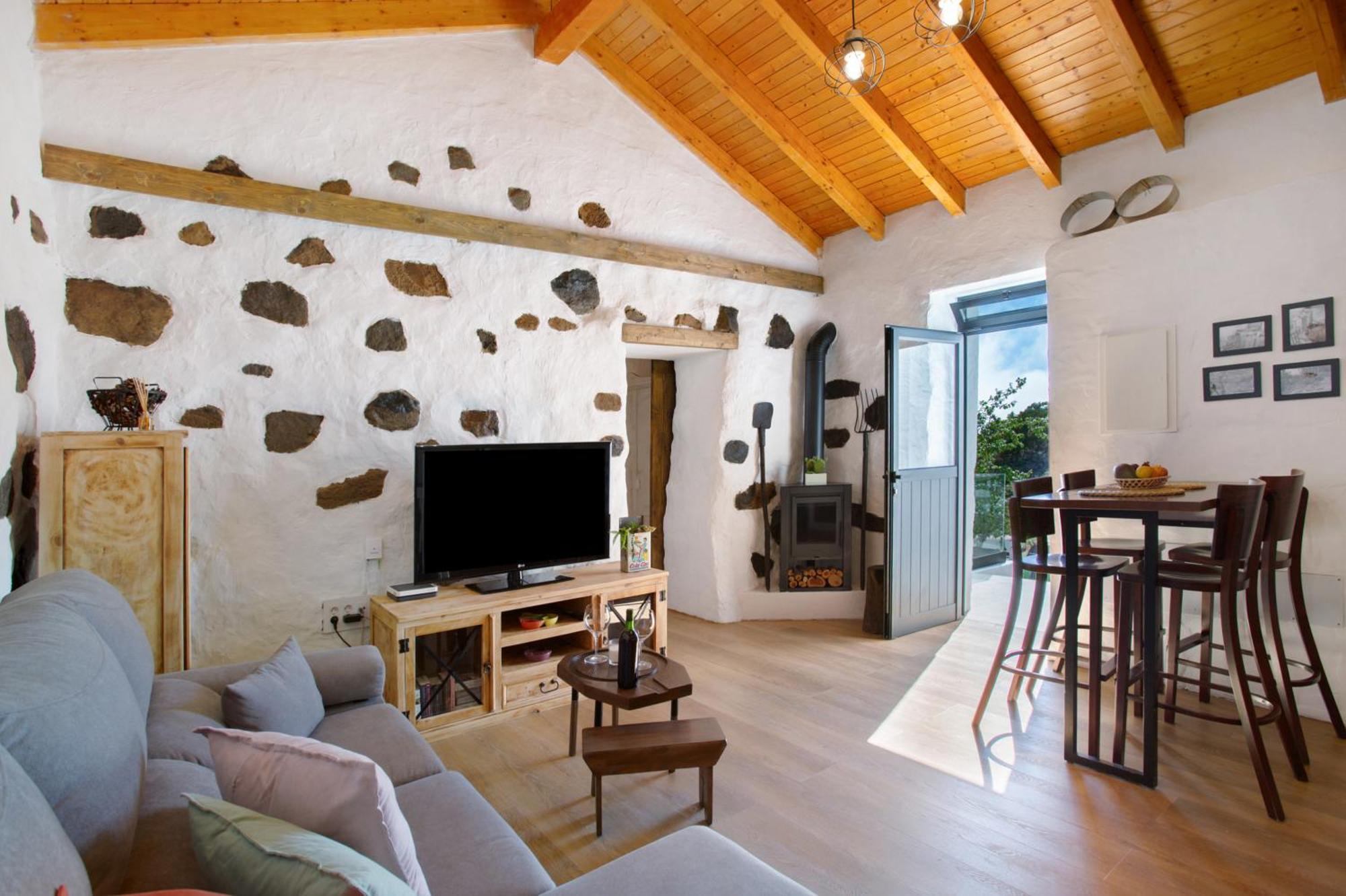 Casa Tito Y Teresita Villa Vega de San Mateo Luaran gambar