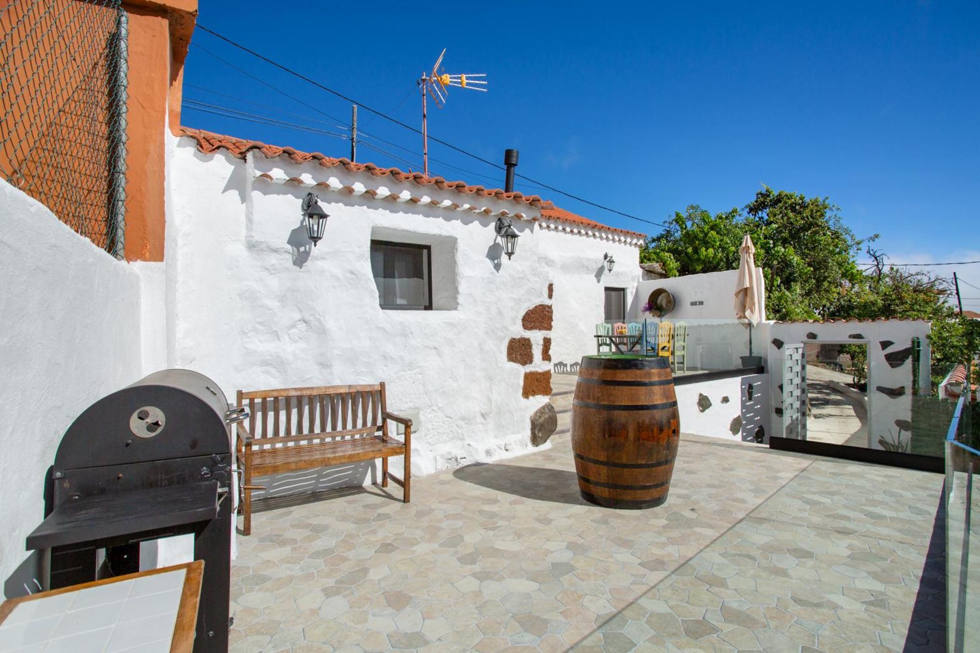 Casa Tito Y Teresita Villa Vega de San Mateo Luaran gambar